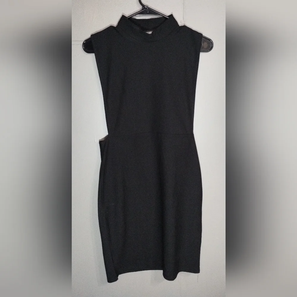 Missguided+ Classic Black Mini Dress Size (6)
